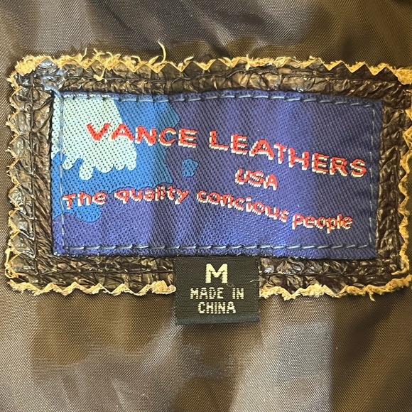 Vance Motorcycle Leather Vest With Eagle Embossing - Picture 8 of 8